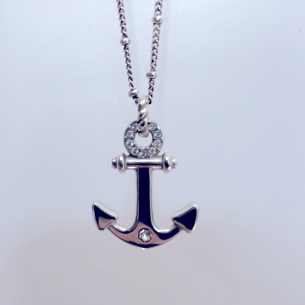 Brighton Silver Anchor Necklace w Rhinestone Detail ⚓️  ✨ 💖